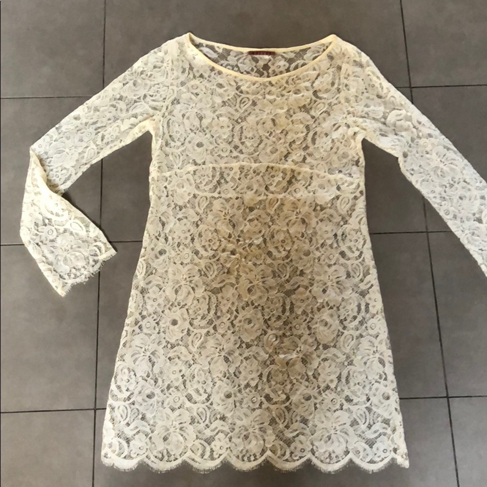 White lace dress